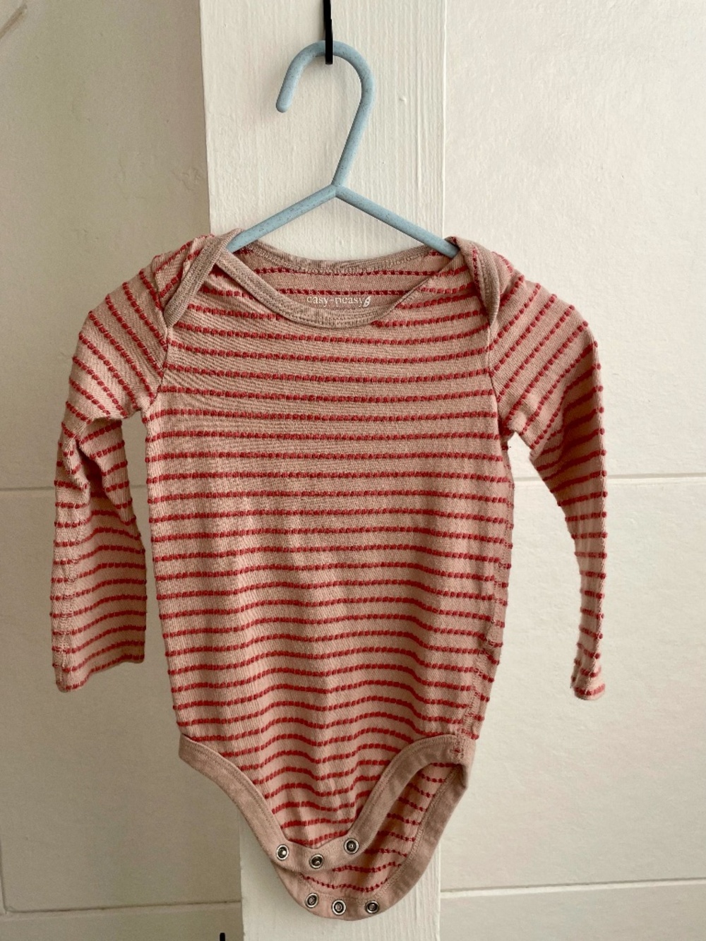 Easy Peasy Long Sleeved Onesie 18M Pink, Knitted Stripes